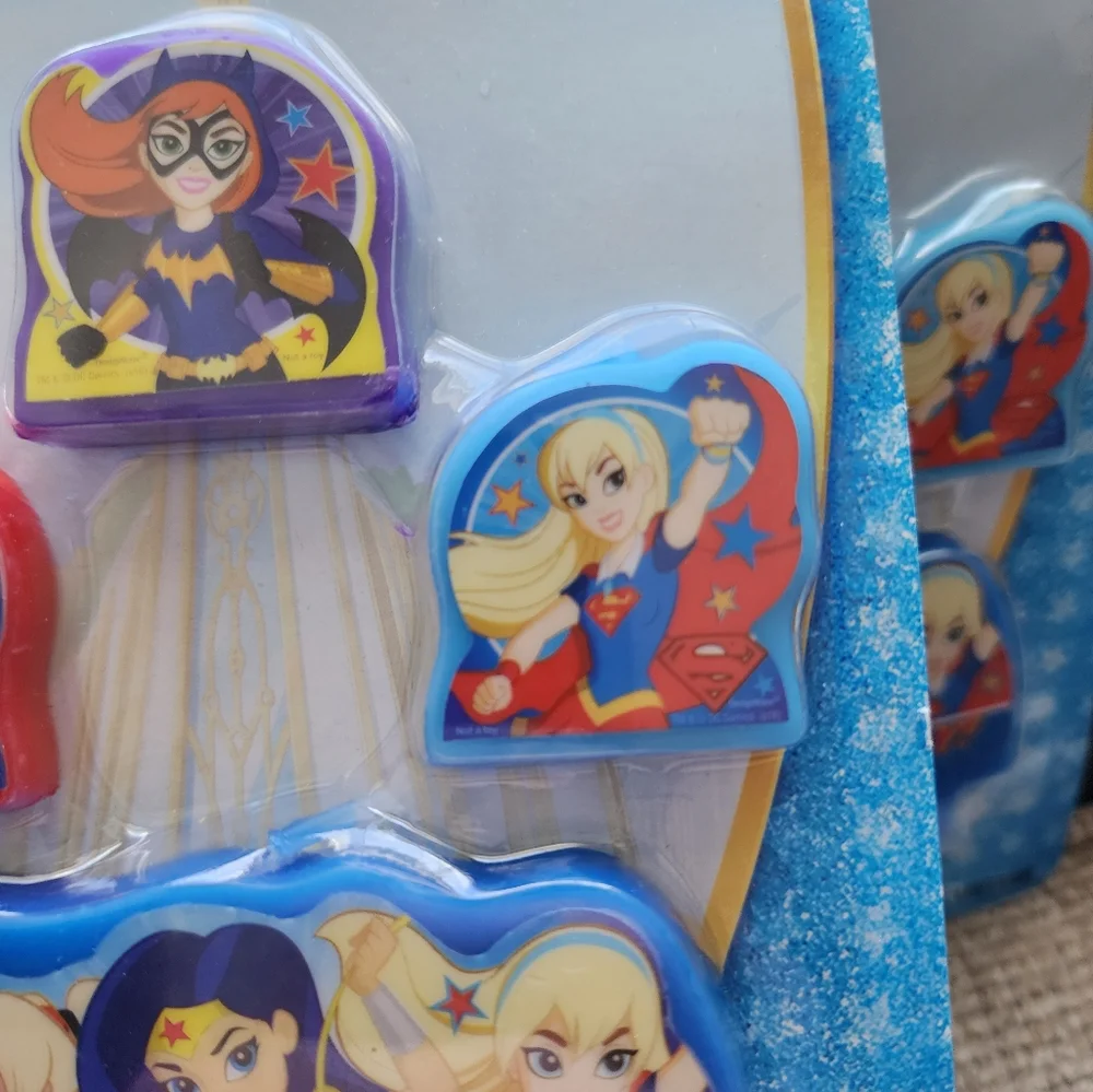 DC superhero birthday candle set
